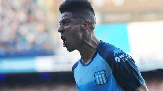 Racing, sin jugar bien, le ganó 1-0 a Newells en el Cilindro y se aleja en la punta de la Superliga