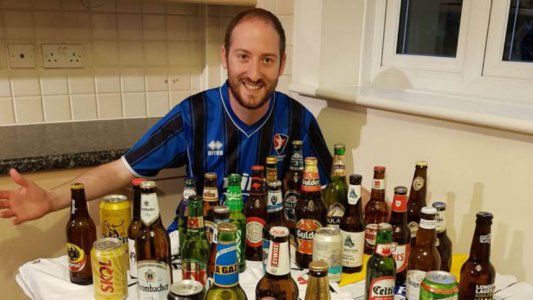 Un hincha inglés gastó 650 dólares para comprar cervezas de los 32 países mundialistas
