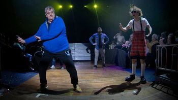 Luis Ventura se animó a participar del show del Circo Rodas