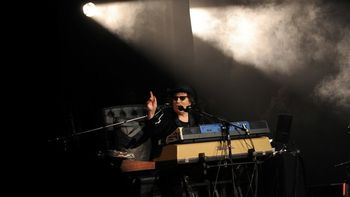 Premios Gardel 2018: Además del Oro, Charly se llevó 5 estatuillas más