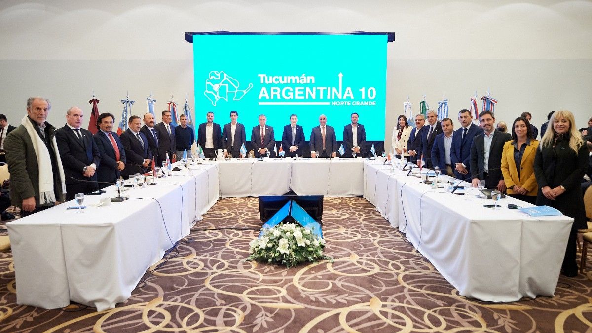 Manzur ante los diez gobernadores del Norte Grande: La inserción de la Argentina al mundo llegará desde el interior