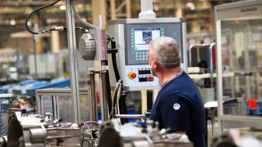 Apyme advirtió que se viene un jaque mate para la industria nacional