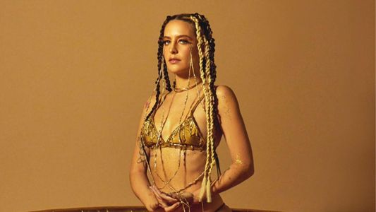 Por primera vez en Buenos Aires, Mimi Rose presenta su álbum debut Del Amor Nadie Sale Ileso