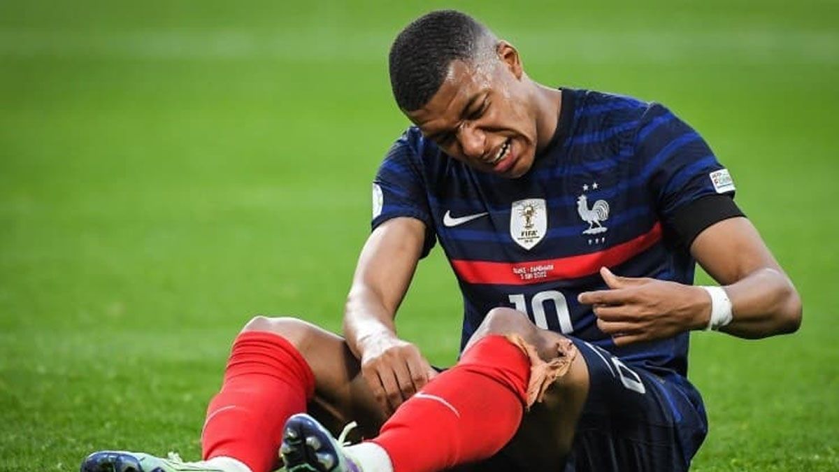Se lesionó Mbappé.