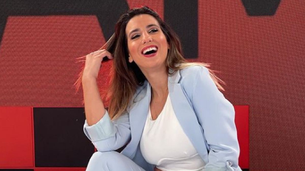 Cinthia Fernández: desnudo y reflexión sobre la política