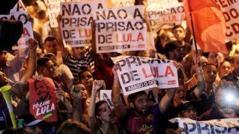 Lava Jato: filtran charlas entre Moro y los fiscales que ponen en duda la imparcialidad del proceso contra Lula