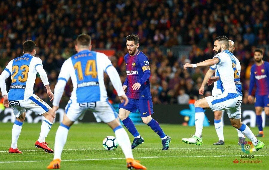 Show de Lionel Messi: hat trick con un golazo de tiro de libre
