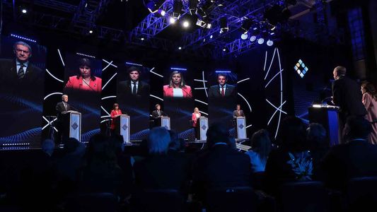 Entre chicanas y algunos fuertes cruces, finalizó el segundo debate presidencial