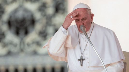 Amenaza al papa Francisco: le enviaron una carta acompañada de tres balas