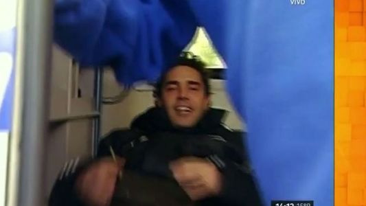 Nueva crisis de Matías Alé: ambulancias y policías en la casa