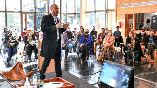 Diálogos con José Tasa: expectativas electorales, el dólar y el presente de Guzmán