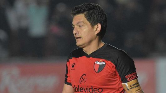 Escándalo en Colón: el jefe de seguridad del plantel denunció al Pulga Rodríguez por amenazas