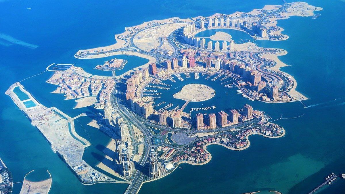 Una Isla artificial sobre el golfo pérsico, uno de los lujos de la riqueza qatarí (Foto: Archivo)  