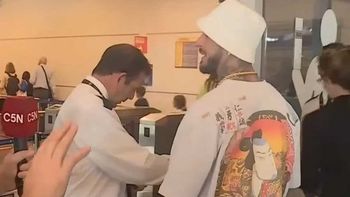 Darío Benedetto viajó a Qatar con su familia. Darío Benedetto viajó a Qatar con su familia.