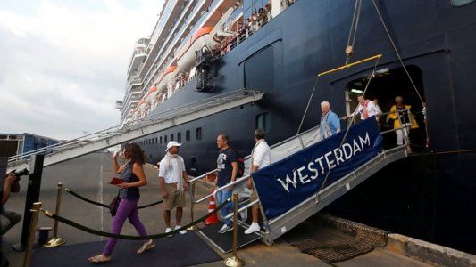 Coronavirus: un matrimonio en La Plata debe permanecer en cuarentena tras volver de Camboya