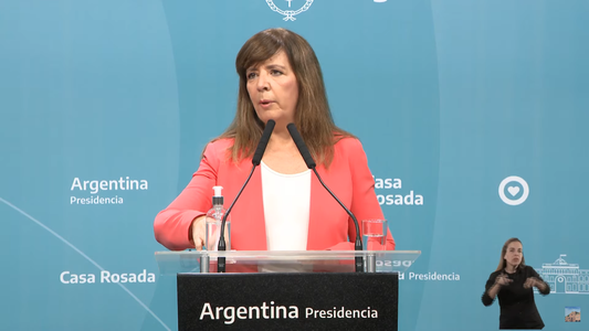 Gabriela Cerruti embistió contra la Mesa de Enlace y calificó al paro del campo como político