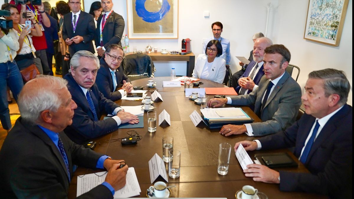Alberto Fernández en una de sus últimas cumbres de presidentes antes de las elecciones: UE-CELAC