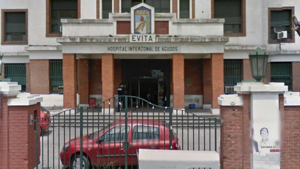 Una nena cuidaba a su abuela en un hospital y un depravado la violó en el ascensor