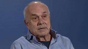 Asesor de Milei: Si veo dos hombres besándose me duele la barriga, pero si son dos mujeres me encanta