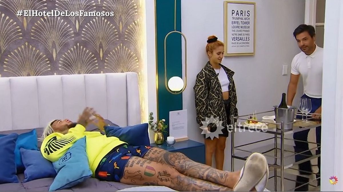 Alex Caniggia y Melody Luz esta semana ganaron nuevamente el derecho a dormir en la suite de El hotel de los famosos (El Trece).