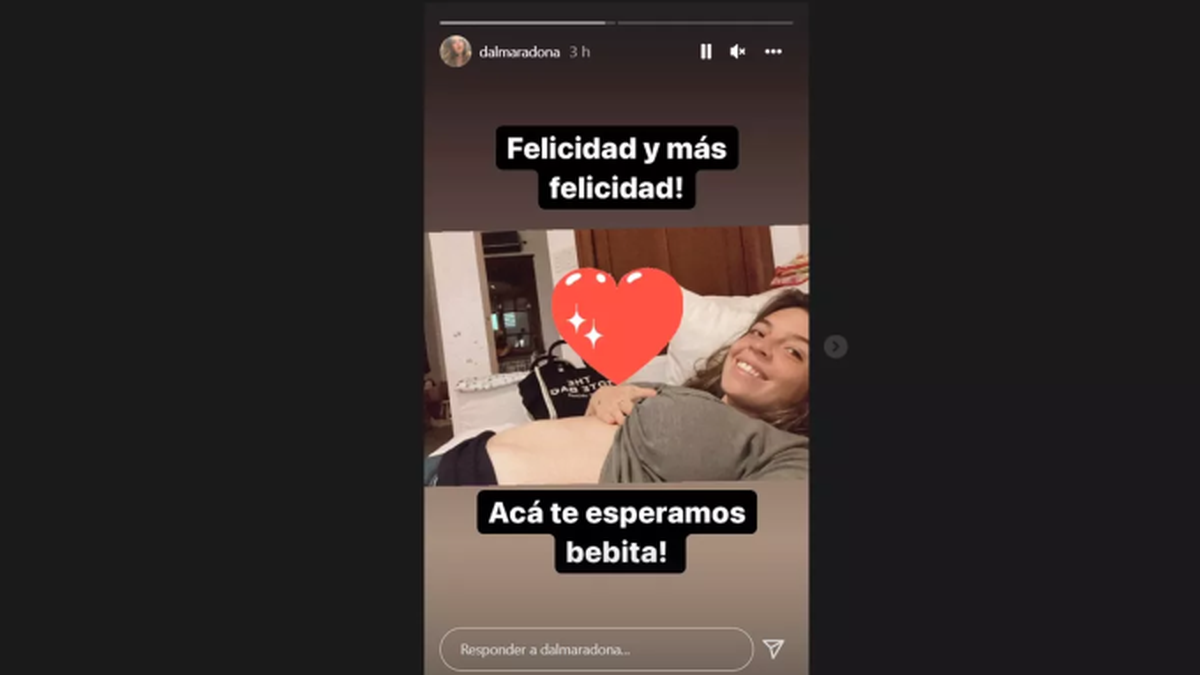 Dalma Maradona y la primera imagen que comparti&oacute; de su segundo embarazo. Azul nacer&aacute; en el mes de agosto de 2022.&nbsp;