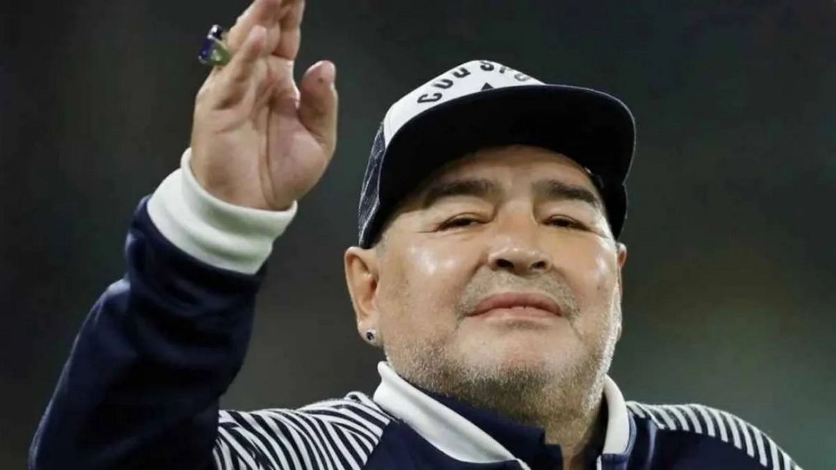 Acuerdo histórico entre los cinco hijos de Diego Maradona: los desconocidos secretos de su fortuna