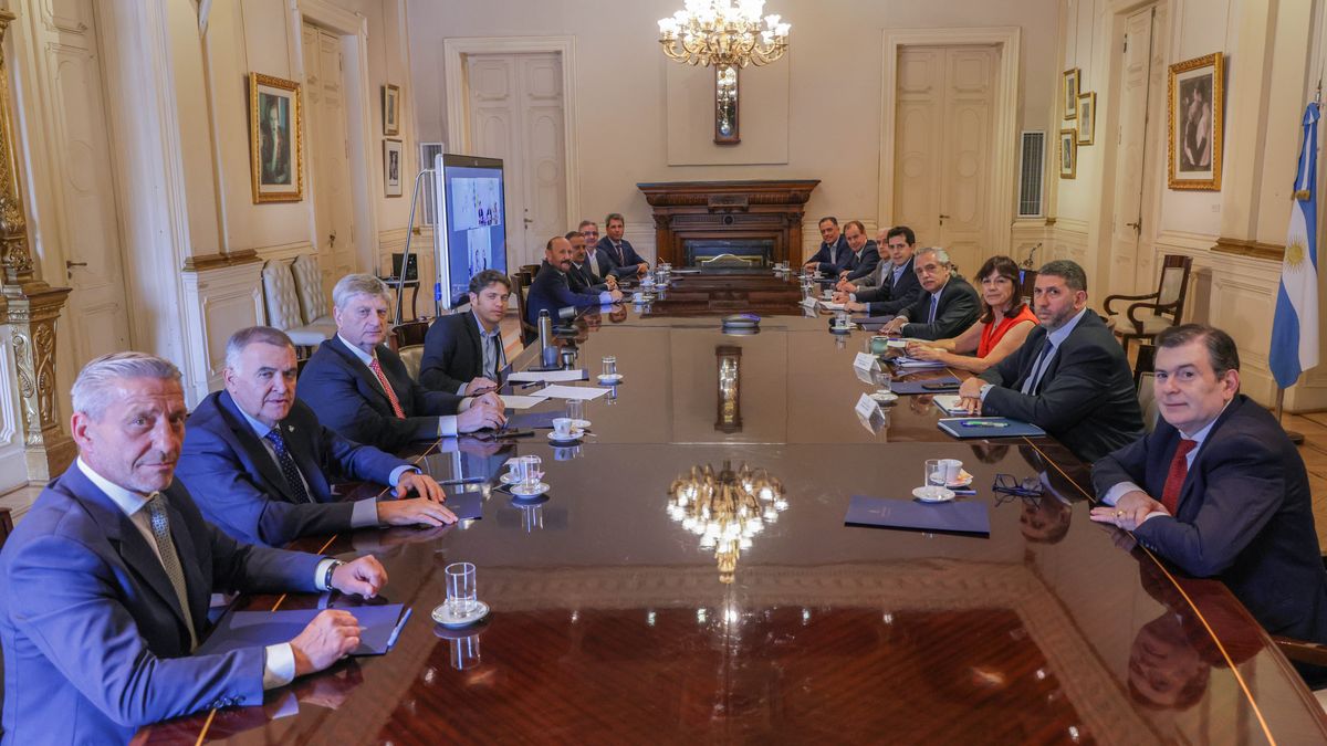Alberto Fernández convocó a gobernadores del PJ para analizar la respuesta conjunta al fallo de la Corte Suprema por la coparticipación a la Ciudad. Foto: Presidencia.