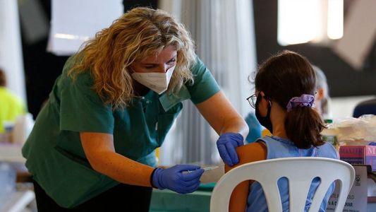 Coronavirus: el Gobierno planea acelerar la vacunación pediátrica de cara al inicio de clases