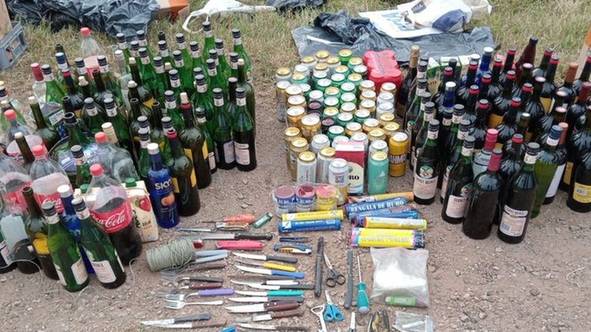 Operativo de seguridad por el Superclásico: la policía secuestró cuchillos, alcohol y drogas