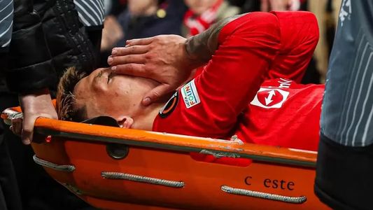 Lisandro Martínez sufrió una grave lesión y se perderá el resto de la temporada