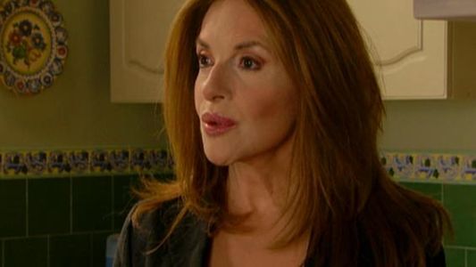 Leonor Benedetto: Hace poco me enteré que un portero tocaba a mi hija cuando tenía entre 10 y 12 años