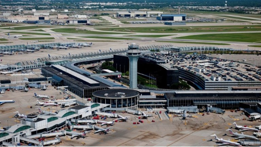 Una falla afecta a todos los aviones de Estados Unidos y provocó caos en los aeropuertos
