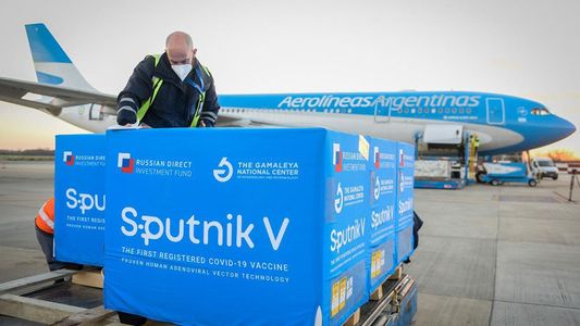 Sputnik V: partió un nuevo vuelo en búsqueda de vacunas
