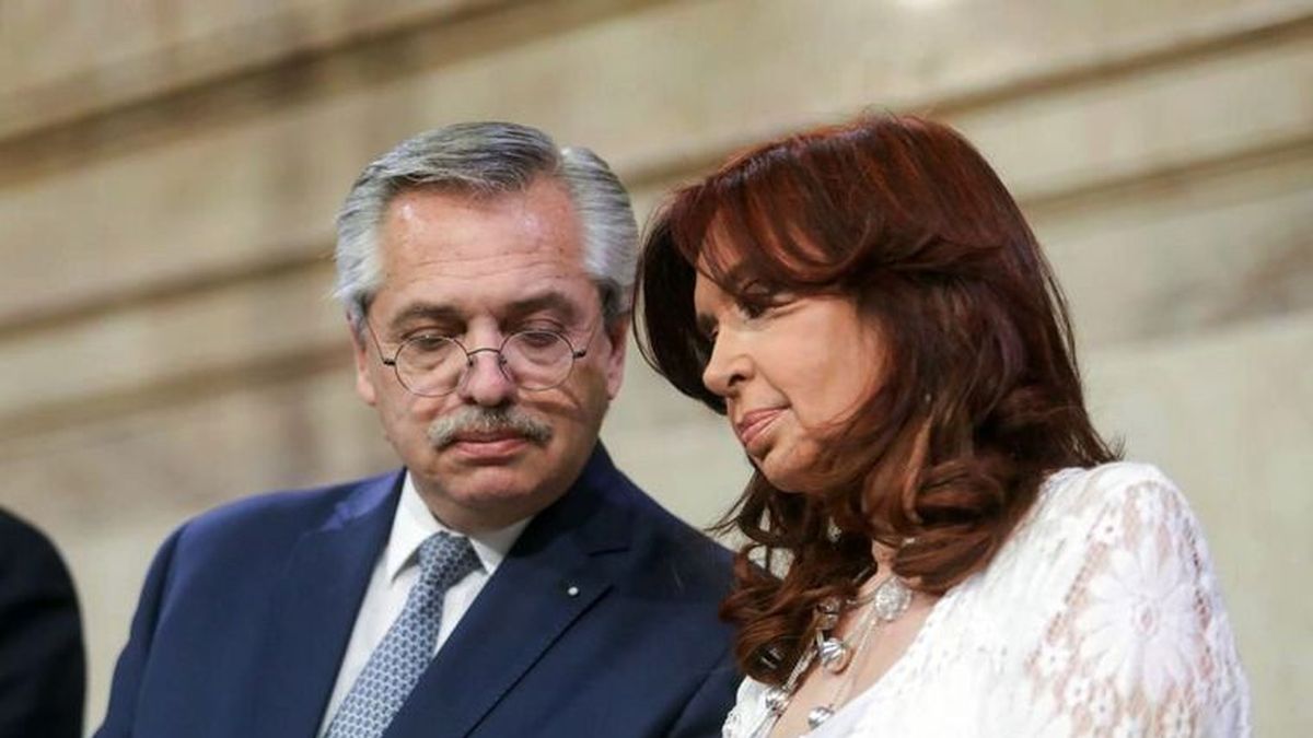 Alberto Fern&aacute;ndez y Cristina Kirchner durante el discurso de apertura de las sesiones legislativas 2022