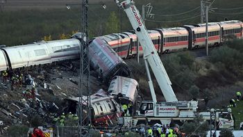 Los dramáticos audios de la torre de control antes del choque mortal de trenes en España