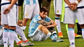 La peor Selección en 21 años: la Argentina quedó afuera de los diez mejores de la FIFA
