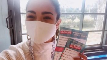 La profunda reflexión de Thelma Fardin tras vacunarse contra el Covid: Se pone el cuerpo y la voluntad