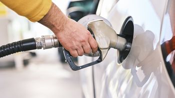 Cuánto cuesta llenar el tanque con el aumento de combustibles