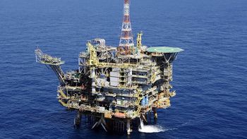 Sorpresa en el mercado energético: el país que tomó la delantera en la producción de petróleo