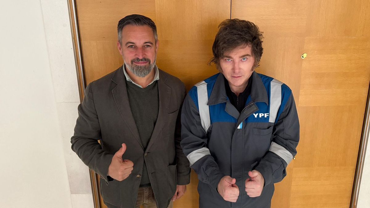 El presidente Javier Milei se reunió este sábado con el líder de Santiago Abascal.&nbsp;