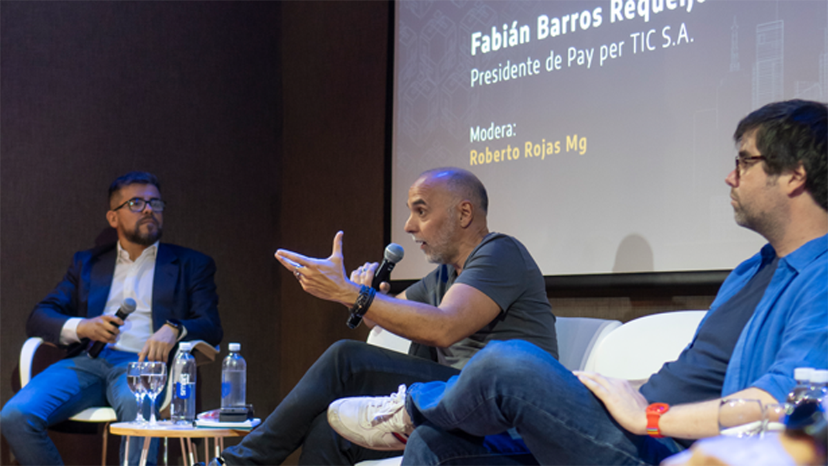 Seminario sobre Blockchain: Agustín DAttellis y Santi Siri participaron del panel sobre “CBDC y el futuro de la moneda”. (Foto Fund. Blackchain Argentina)