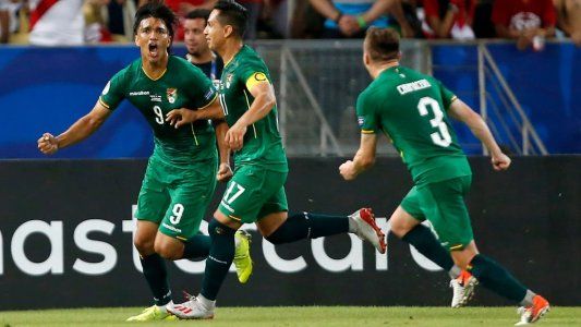 Bolivia, ayudado por el VAR, marcó su primer gol en la Copa América para abrir el marcador ante Perú