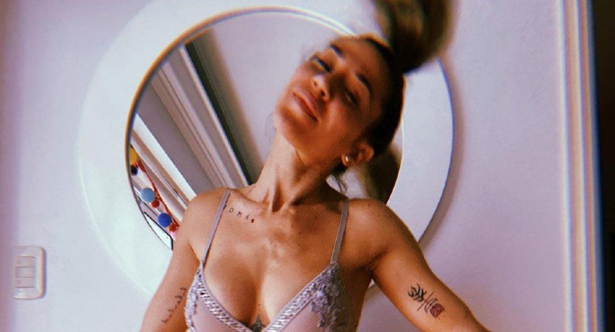 Jimena Barón y las fotos en mejores amigos con las que atormenta a los chicos que le gustan