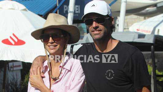 Más enamorados que nunca, así arrancaron el año Zaira Nara y Facundo Pieres en Punta del Este: las fotos