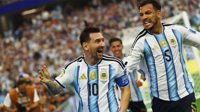 Con un doblete histórico de Messi, la Selección Argentina le ganó a Austria y clasificó a la siguiente ronda