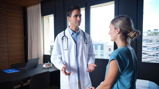 Expertos internacionales impulsan una declaración para mejorar la alfabetización en salud y reducir costos sanitarios