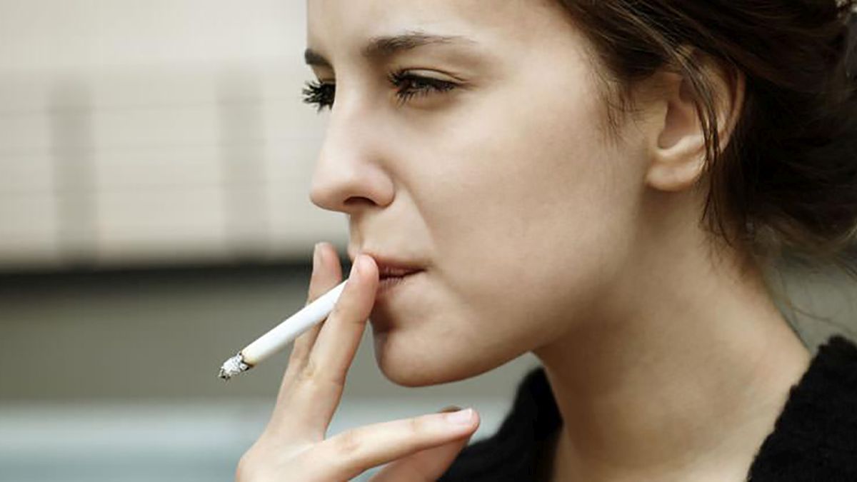 La nueva normativa busca combatir la información engañosa que incentive al consumo de cigarrillos.