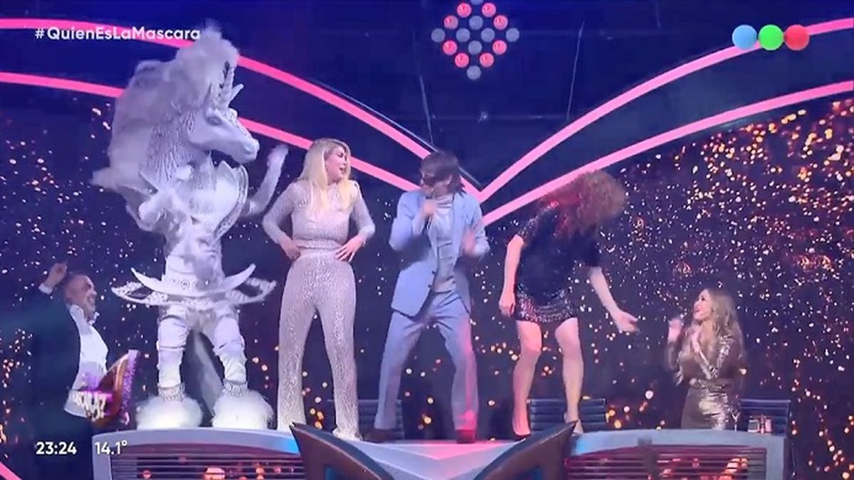 Wanda Nara debi&oacute; cambiar de vestuario durante la grabaci&oacute;n del &uacute;ltimo programa de &iquest;Qui&eacute;n es la m&aacute;scara? debido a que rompi&oacute; su enterito nude.&nbsp;