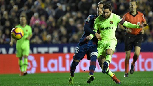 Lo de todos los días: hat-trick de Messi en la goleada 5-0 del Barcelona sobre el Levante