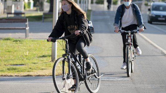 En medio país ya se puede practicar deportes y en seis provincias reabren los gimnasios